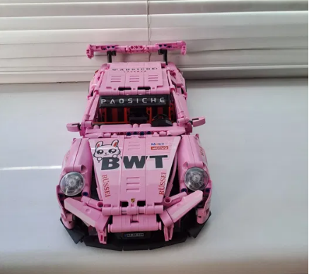 Pembe Porsche (1288Parça)